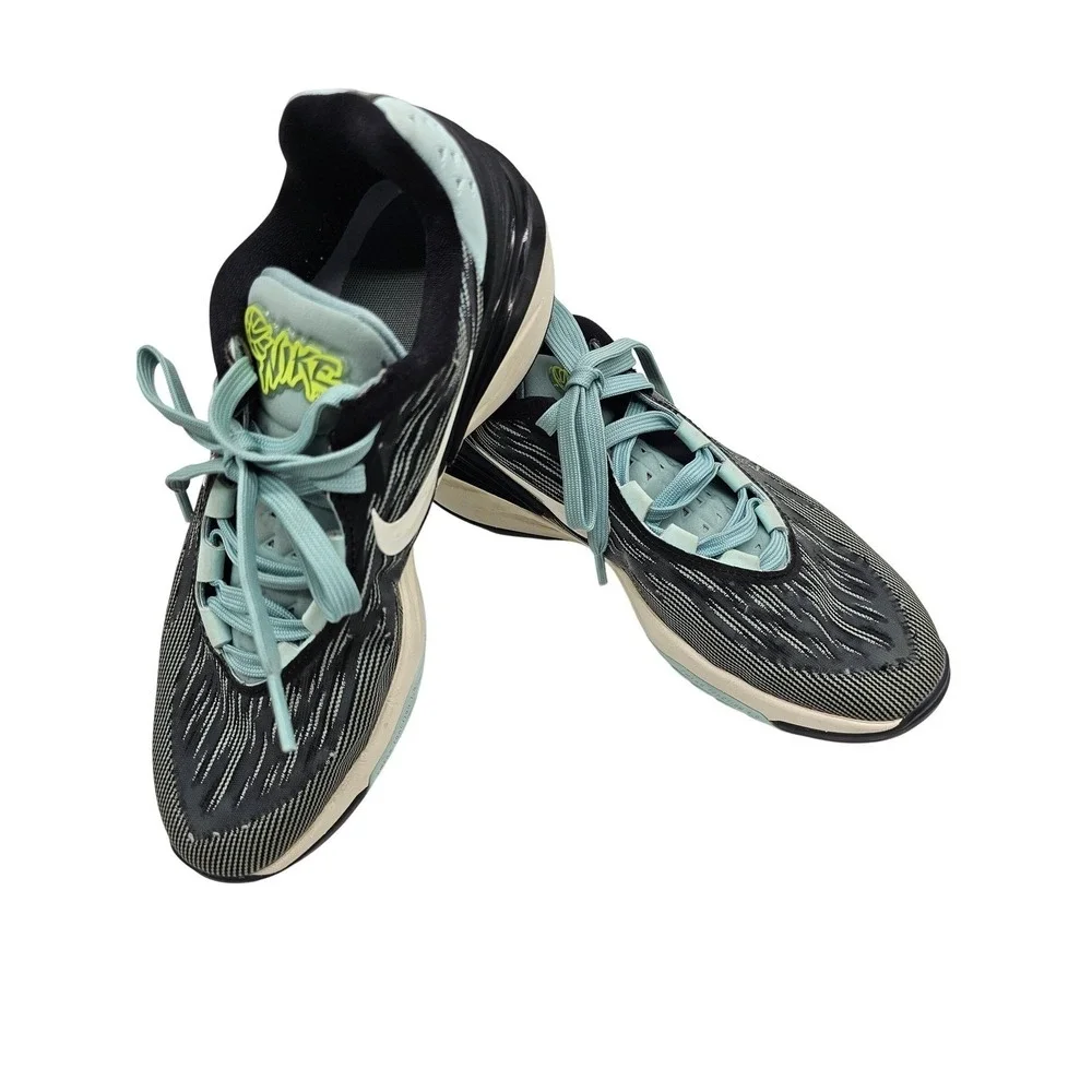 Nike Air Zoom GT Cut 2 Basketball Shoes Womens Black White Blue Size 9.5‎